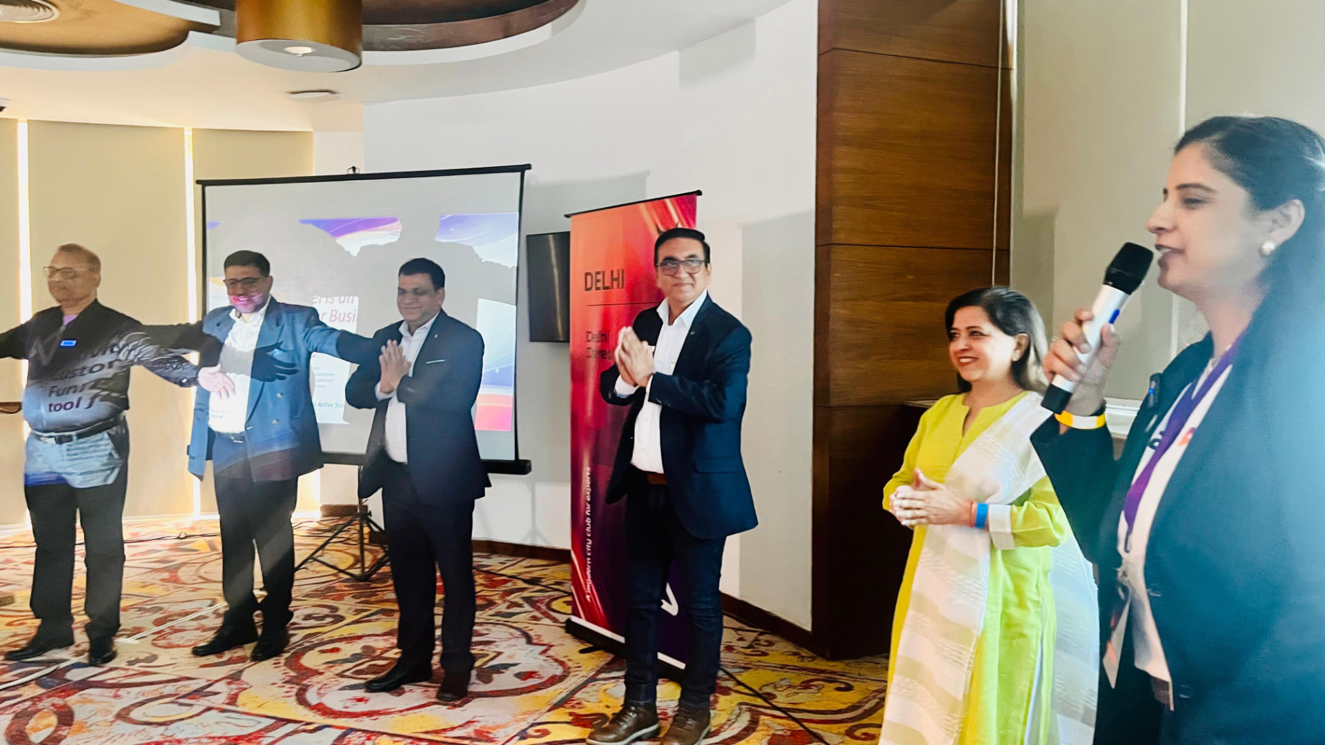 Stage Panel — Multi-speaker forum